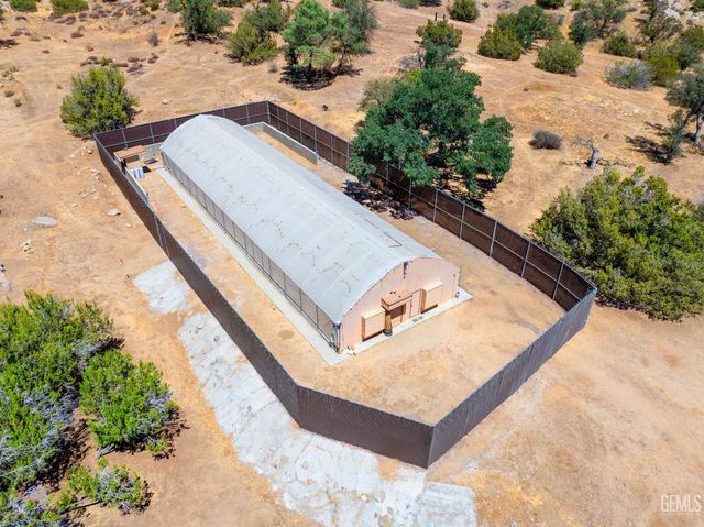 19211 Walker Basin Road, Caliente, CA 93518