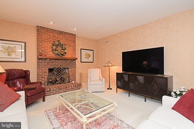 1636 STONINGTON CIR, North Wales, PA 19454