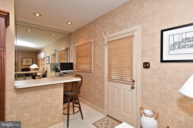 1636 STONINGTON CIR, North Wales, PA 19454