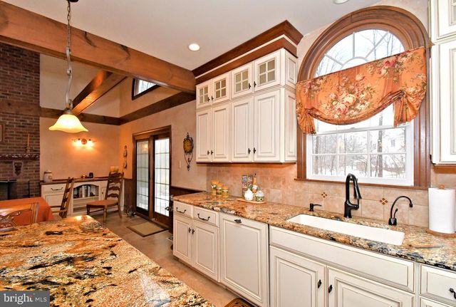 1636 STONINGTON CIR, North Wales, PA 19454