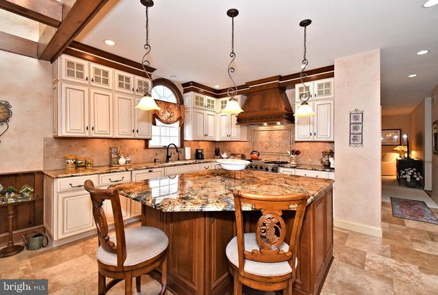 1636 STONINGTON CIR, North Wales, PA 19454