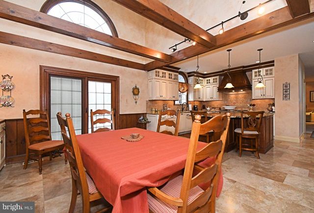 1636 STONINGTON CIR, North Wales, PA 19454