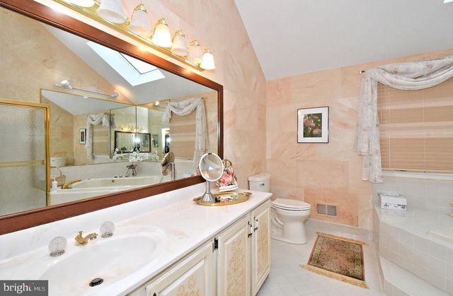 1636 STONINGTON CIR, North Wales, PA 19454