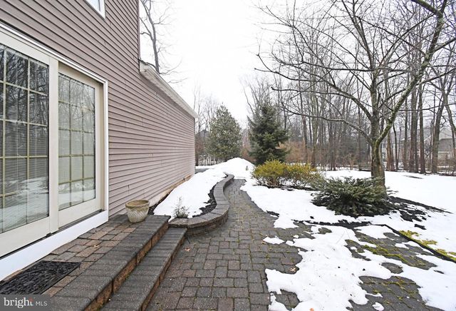 1636 STONINGTON CIR, North Wales, PA 19454