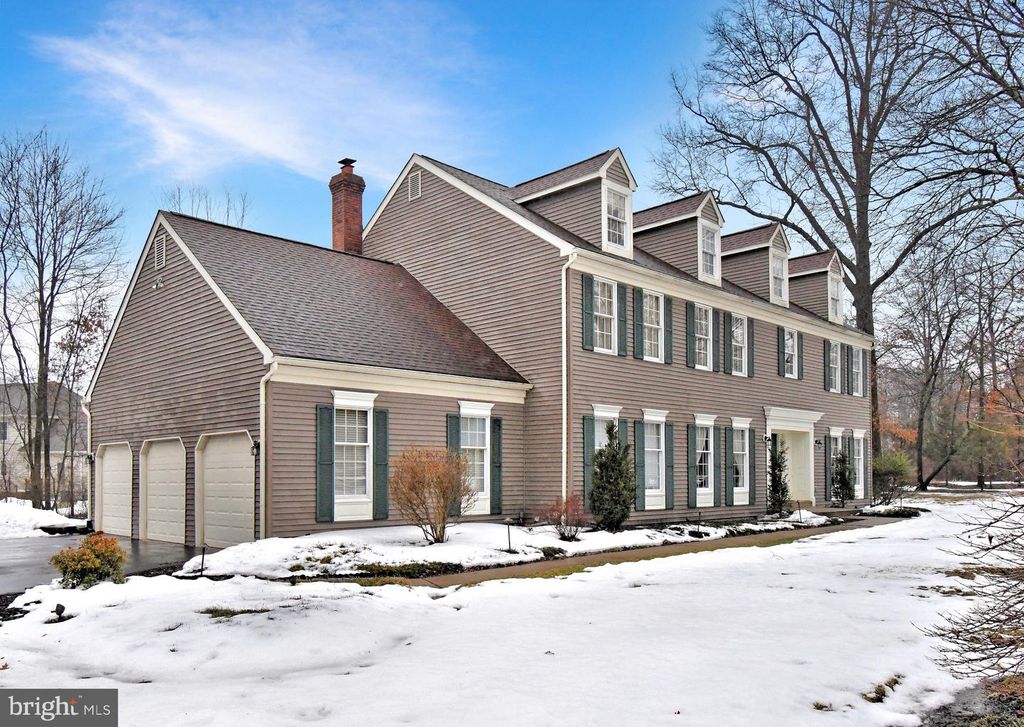 1636 STONINGTON CIR, North Wales, PA 19454