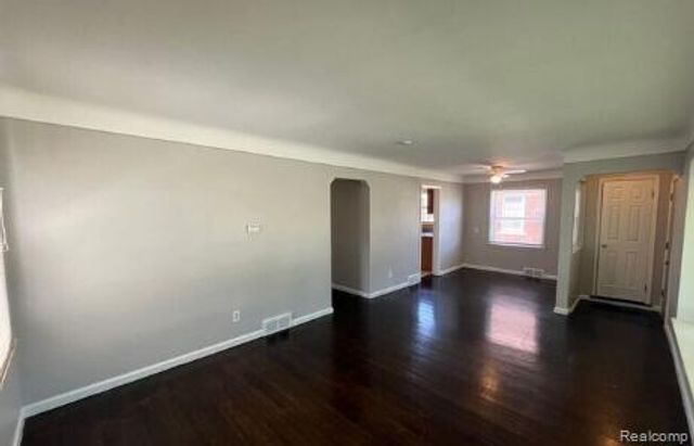 18867 Rogge Street, Detroit, MI 48234