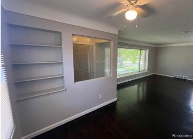 18867 Rogge Street, Detroit, MI 48234