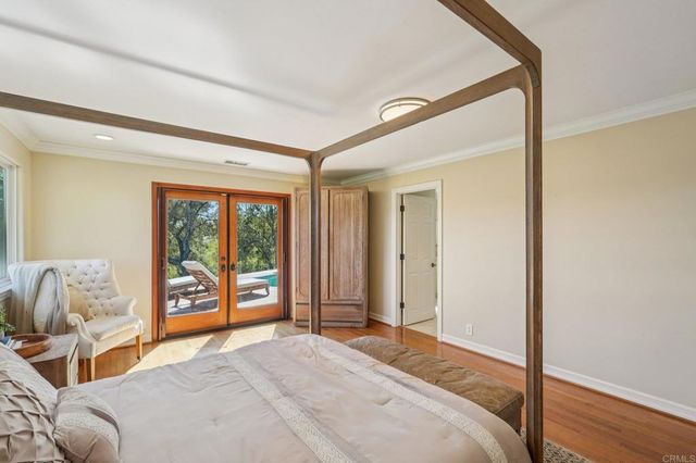 707 S Live Oak Park Road, Fallbrook, CA 92028