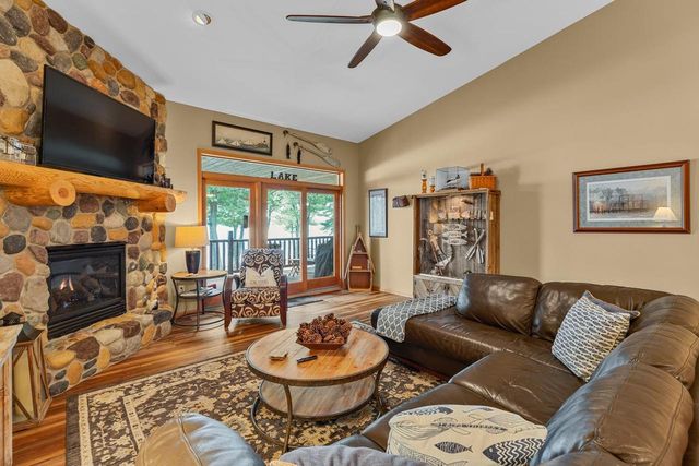 W4231 Vista Circle, Mauston, WI 53948