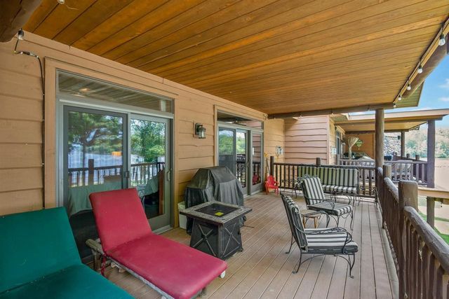 W4231 Vista Circle, Mauston, WI 53948