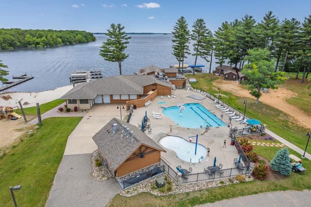 W4231 Vista Circle, Mauston, WI 53948