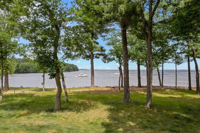 W4231 Vista Circle, Mauston, WI 53948