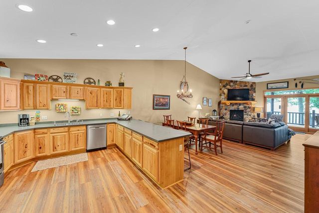 W4231 Vista Circle, Mauston, WI 53948