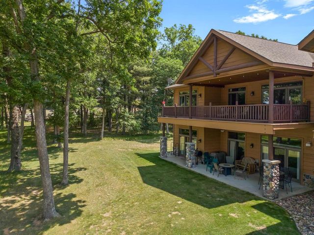 W4231 Vista Circle, Mauston, WI 53948