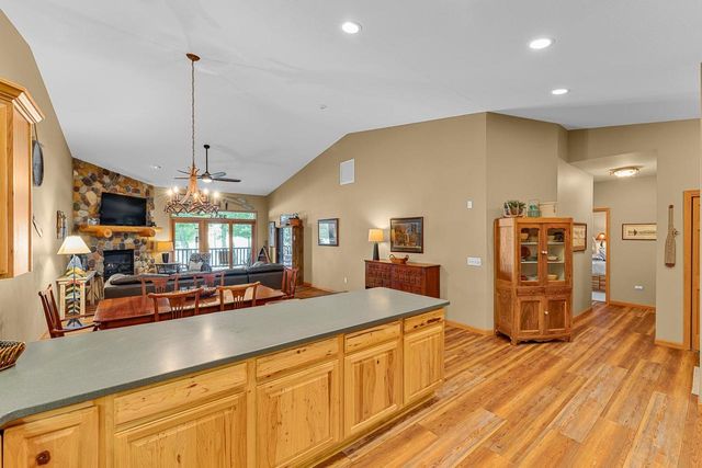 W4231 Vista Circle, Mauston, WI 53948