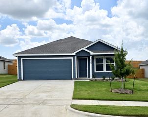 222 Hidden Meadows Drive, Sherman, TX 75092