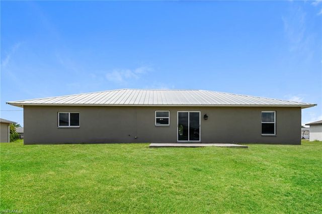 123 Blackstone DR, Fort Myers, FL 33913
