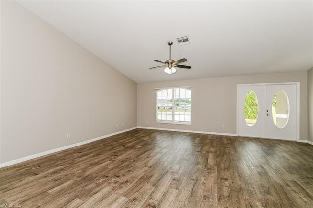 123 Blackstone DR, Fort Myers, FL 33913