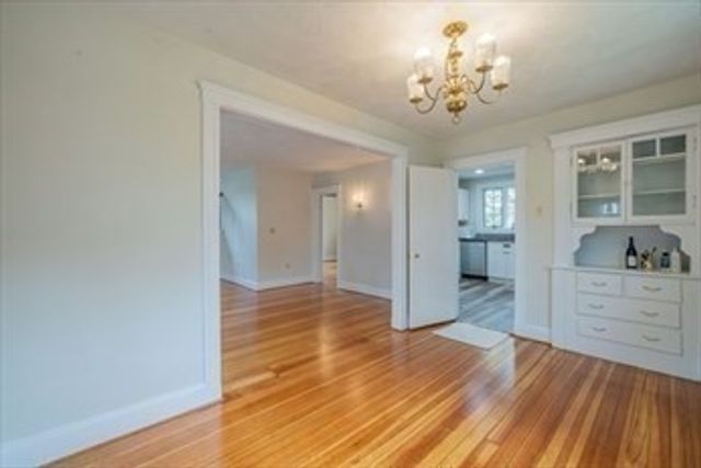 16 Crescent Hill Avenue, Lexington, MA 02420