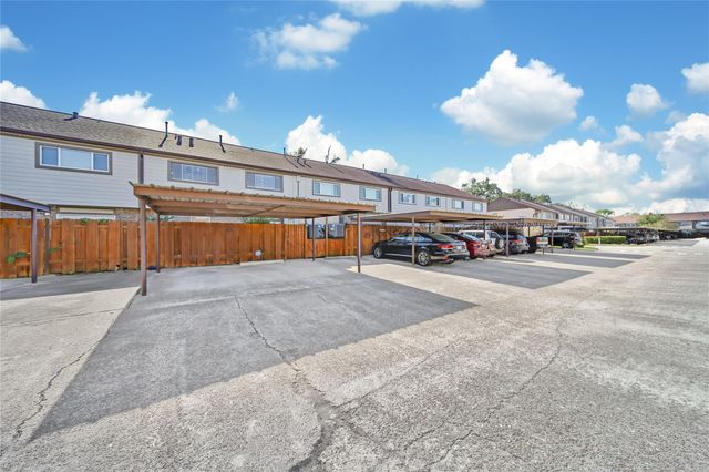 10520 Hammerly Boulevard 249, Houston, TX 77043