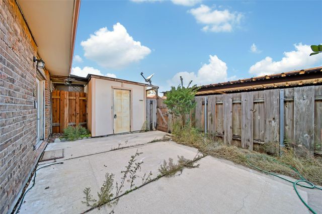 10520 Hammerly Boulevard 249, Houston, TX 77043