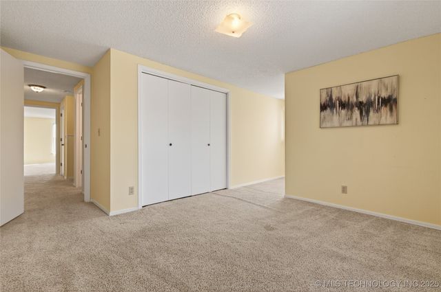 4600 Cara Lee Lane, Bartlesville, OK 74006