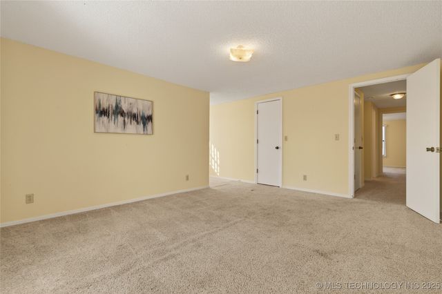 4600 Cara Lee Lane, Bartlesville, OK 74006