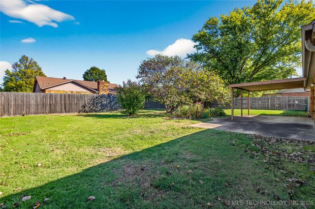 4600 Cara Lee Lane, Bartlesville, OK 74006