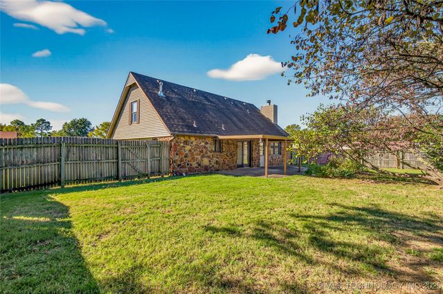 4600 Cara Lee Lane, Bartlesville, OK 74006