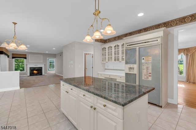 15 Mattben Dr, Warren Twp., NJ 07059