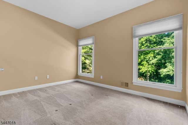 15 Mattben Dr, Warren Twp., NJ 07059