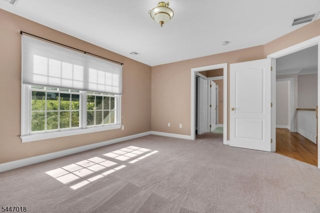 15 Mattben Dr, Warren Twp., NJ 07059