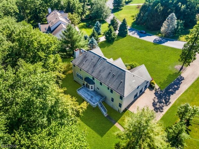 15 Mattben Dr, Warren Twp., NJ 07059