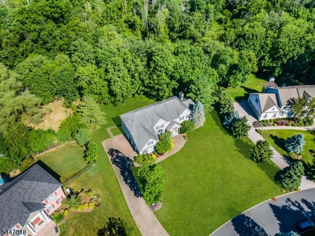 15 Mattben Dr, Warren Twp., NJ 07059