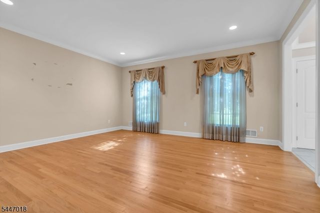 15 Mattben Dr, Warren Twp., NJ 07059