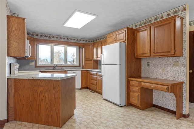 1688 17th Avenue, Marion, IA 52302