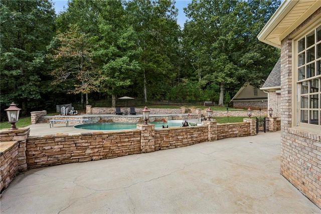 2115 Euharlee Road, Taylorsville, GA 30178