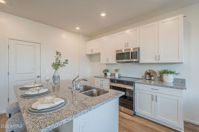 18074 W CALLE LEJOS Road, Surprise, AZ 85387