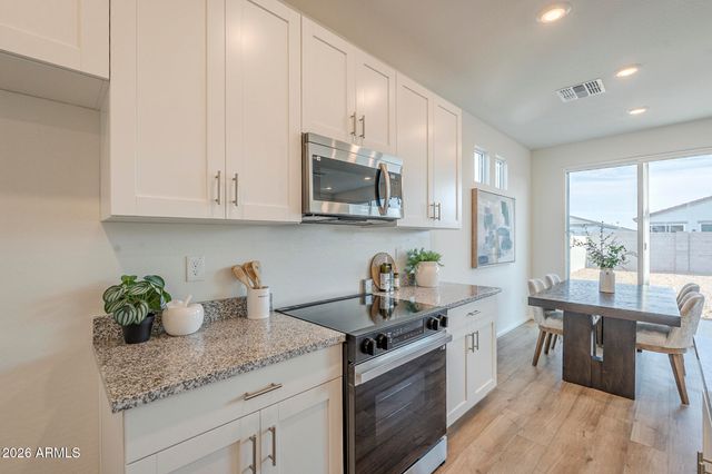 18074 W CALLE LEJOS Road, Surprise, AZ 85387