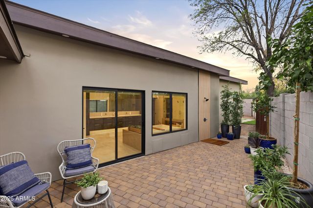 540 W SOLANO Drive, Phoenix, AZ 85013