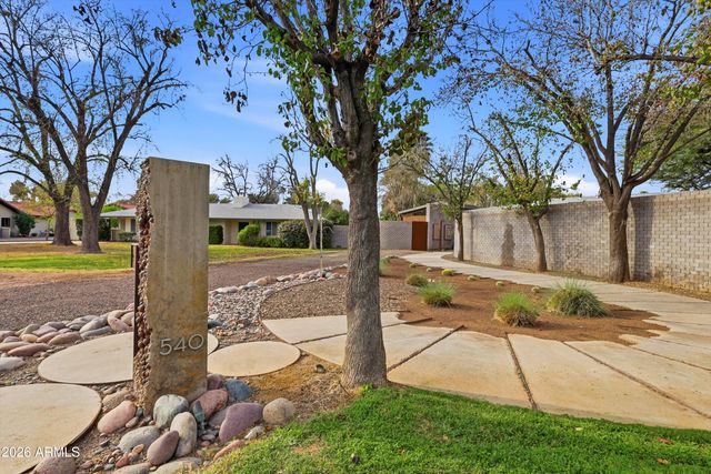540 W SOLANO Drive, Phoenix, AZ 85013