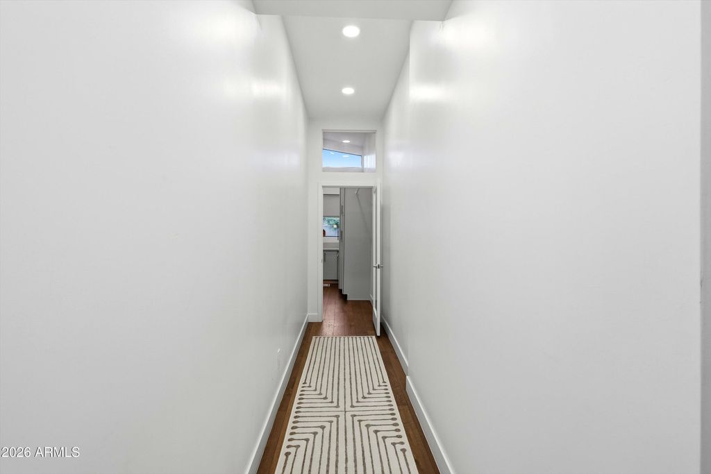 Image 17 of property listing at 540 W SOLANO Drive, Phoenix, AZ 85013