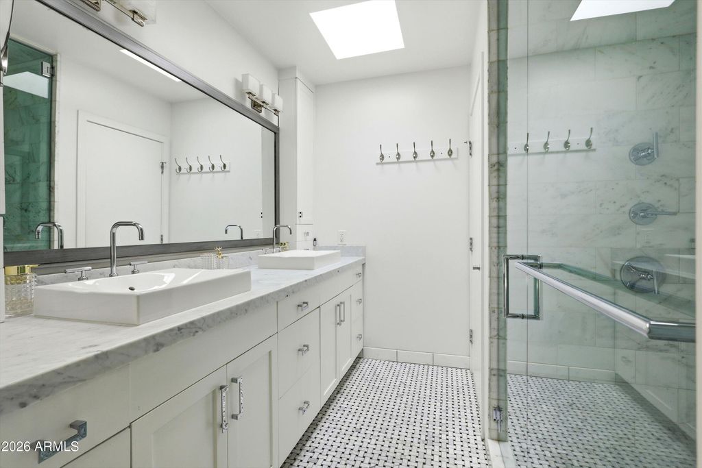 Image 30 of property listing at 540 W SOLANO Drive, Phoenix, AZ 85013