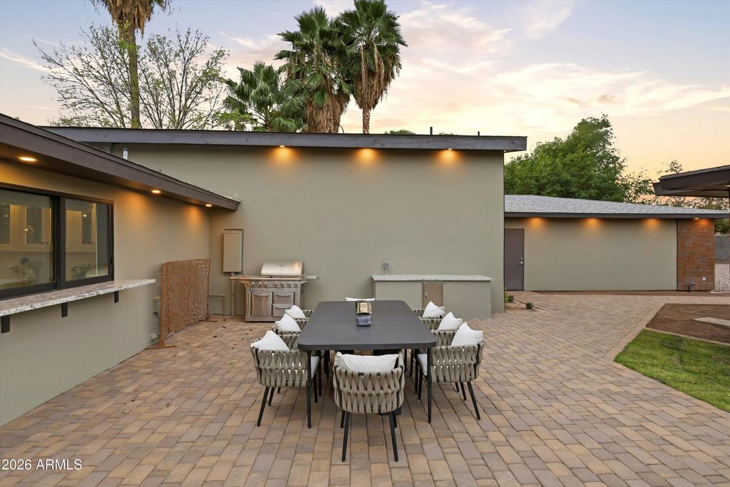 Image 43 of property listing at 540 W SOLANO Drive, Phoenix, AZ 85013