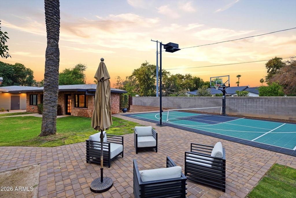 Image 47 of property listing at 540 W SOLANO Drive, Phoenix, AZ 85013