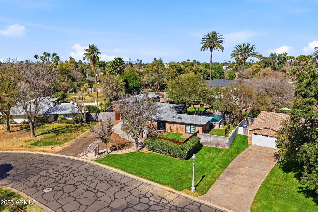 Image 54 of property listing at 540 W SOLANO Drive, Phoenix, AZ 85013