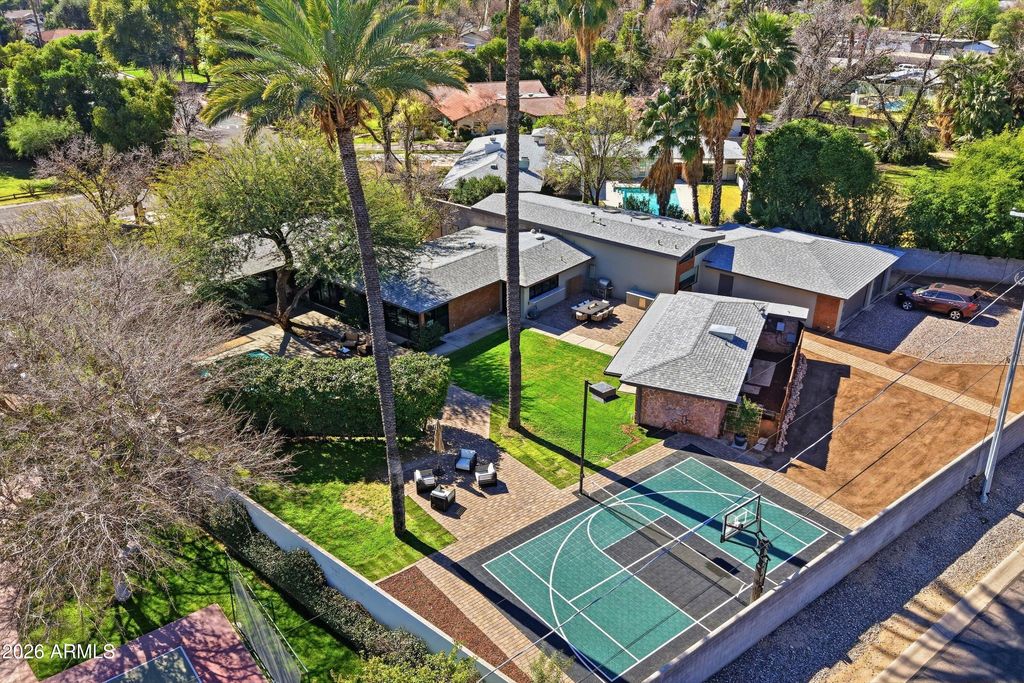 Image 65 of property listing at 540 W SOLANO Drive, Phoenix, AZ 85013