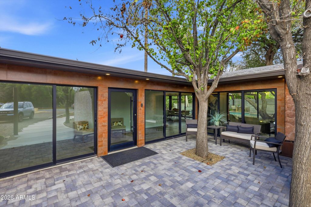 Image 73 of property listing at 540 W SOLANO Drive, Phoenix, AZ 85013