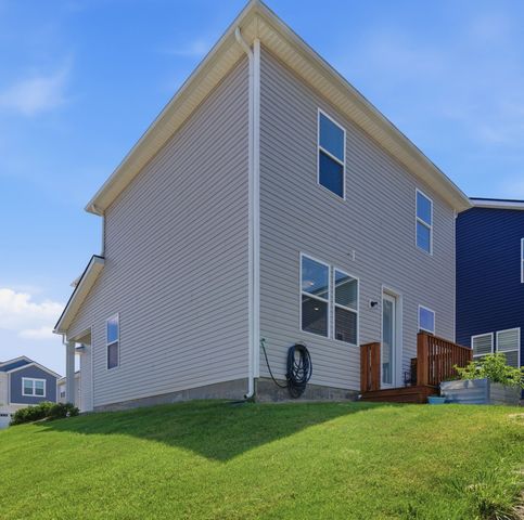 106 Timber Crest Trl, White Bluff, TN 37187