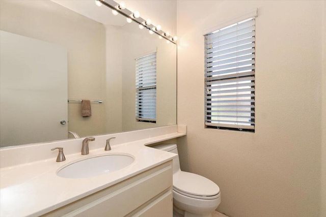 38315 Crocus Lane, Palm Desert, CA 92211